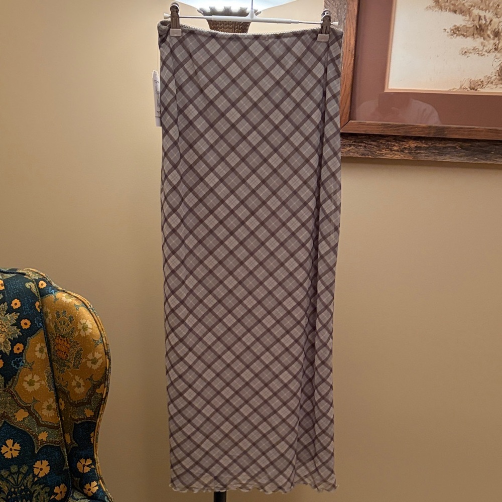 Hippie Rose Juniors' Sage Plaid Maxi Skirt/NWT/L - Picture 14 of 14